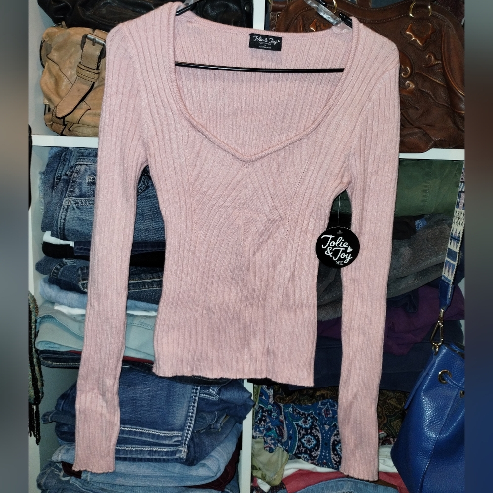 Jolie And Joy Women’s Ribbed V-Neck Long Sleeve Size Medium - NWT